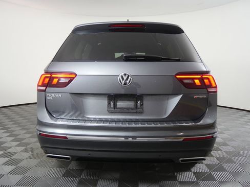 Used 2019 Volkswagen Tiguan SEL Premium image 4