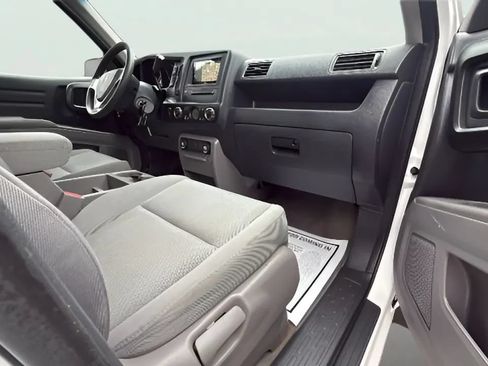 Used 2010 Honda Ridgeline RT image 10