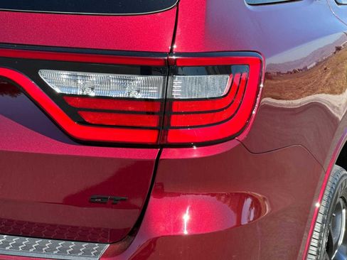 Used 2022 Dodge Durango GT image 33
