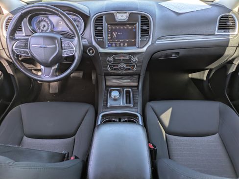 Used 2021 Chrysler 300 Touring image 14