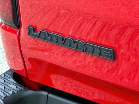 Used 2021 RAM 1500 Laramie AWD/4WD image 14