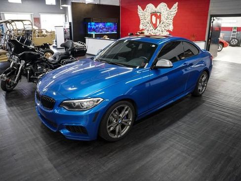 Used 2015 BMW M235i Coupe RWD image 2