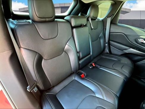 Used 2020 Jeep Cherokee Latitude Lux w/ Quick Order Package 2YH Lux image 28