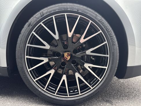 New 2026 Porsche Panamera image 27