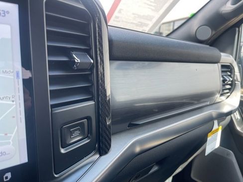 New 2025 Ford F150 Lariat w/ Equipment Group 502A High image 76