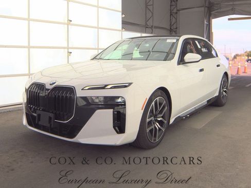 Used 2026 BMW 740i RWD image 1