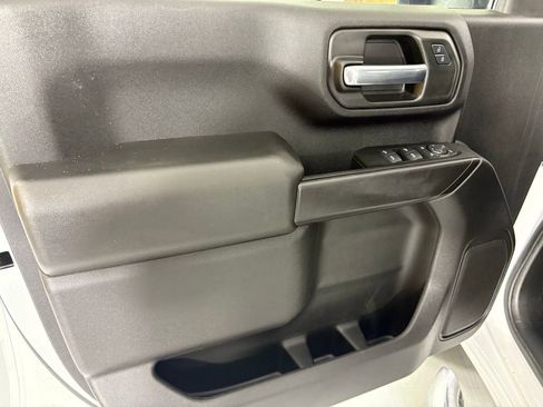 Used 2025 Chevrolet Silverado 2500 Custom w/ Custom Value Package image 20