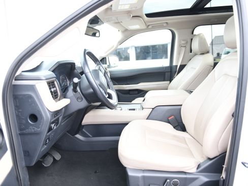 Used 2024 Ford Expedition Max Limited image 17