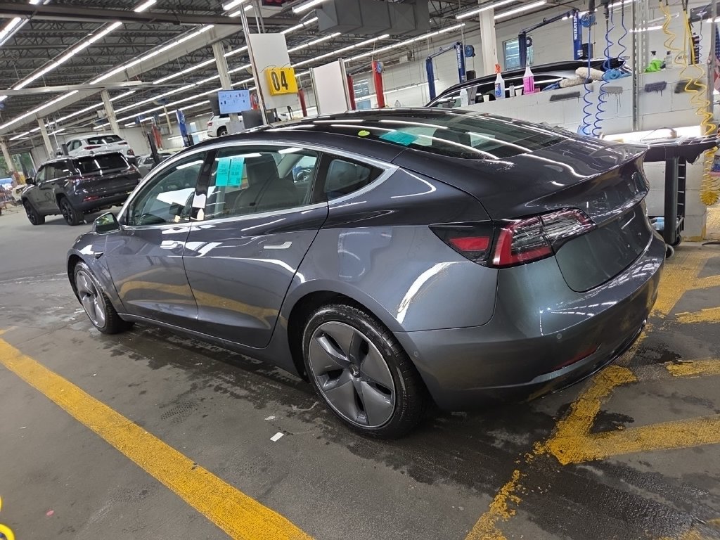 Used 2018 Tesla Model 3 Long Range AWD/4WD image 7
