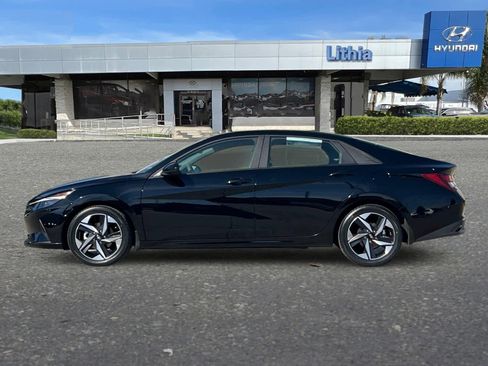 Certified 2023 Hyundai Elantra SEL w/ Convenience Package image 6
