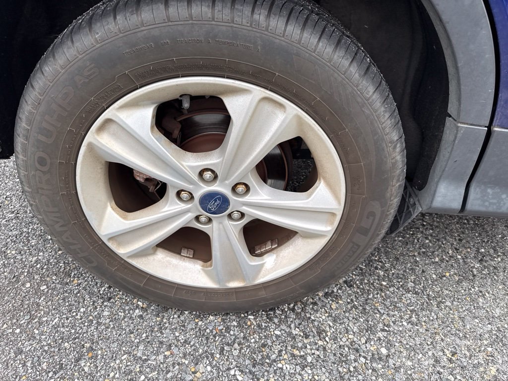Used 2015 Ford Escape SE AWD/4WD image 17