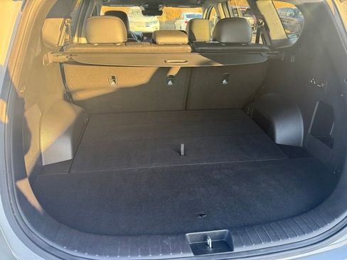 Used 2023 Hyundai Santa Fe Limited image 25