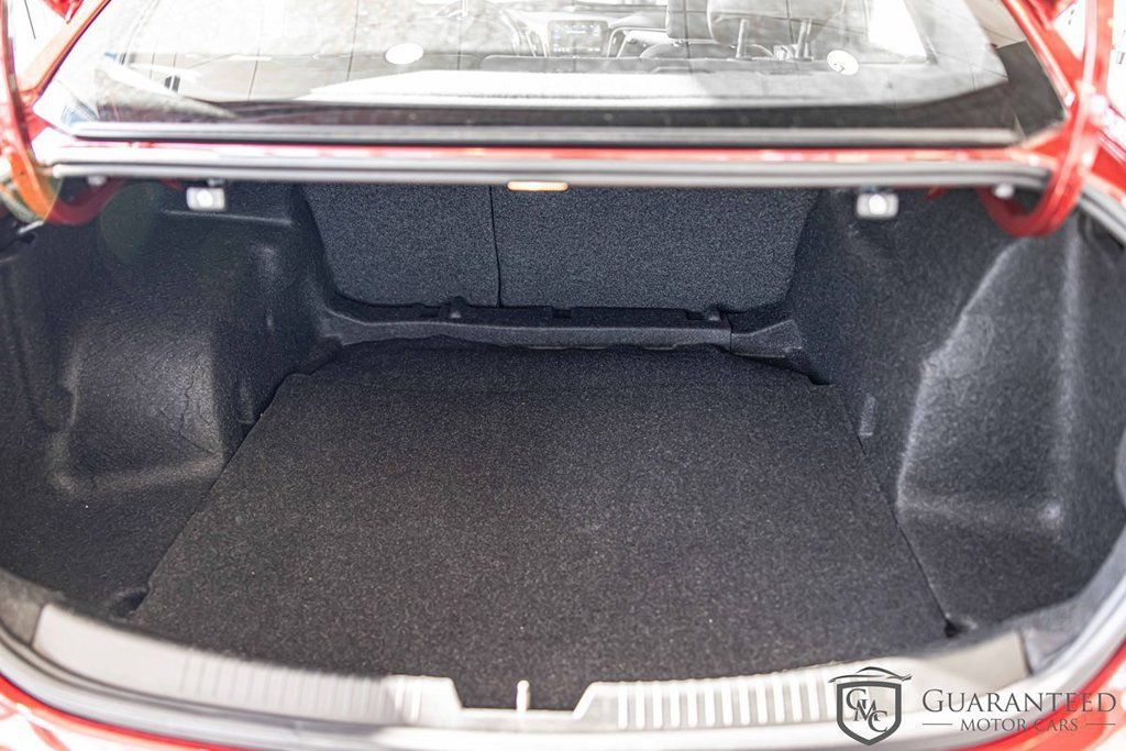 Used 2021 Chevrolet Malibu RS FWD image 16