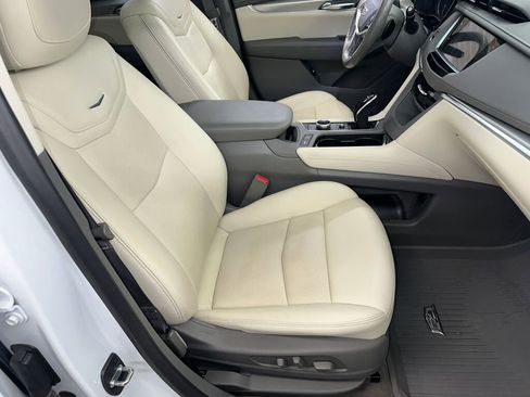 Certified 2021 Cadillac XT5 Premium Luxury image 36