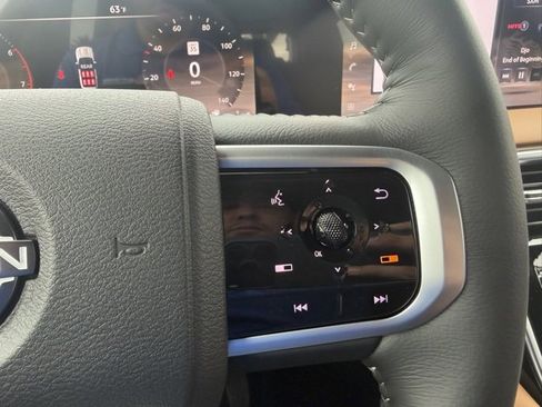 New 2026 Nissan Armada SL image 16