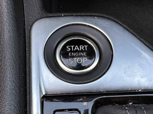 Certified 2023 Nissan Sentra SV FWD image 24