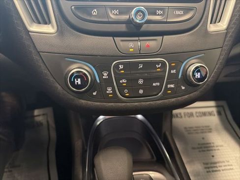Used 2024 Chevrolet Malibu LT FWD image 23
