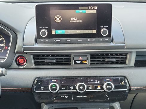 Certified 2025 Honda Pilot Sport image 14