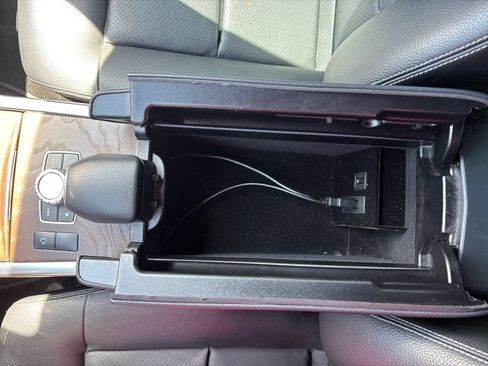 Used 2014 Mercedes-Benz E 250 BlueTEC Sedan image 37