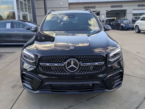 New 2026 Mercedes-Benz GLB 250 image 3