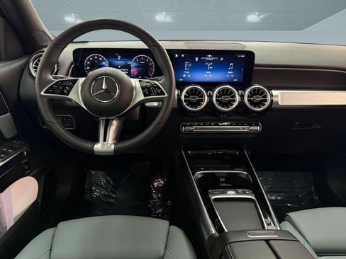Certified 2026 Mercedes-Benz GLB 250 image 28