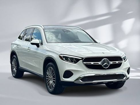 Certified 2026 Mercedes-Benz GLC 300 4MATIC image 6