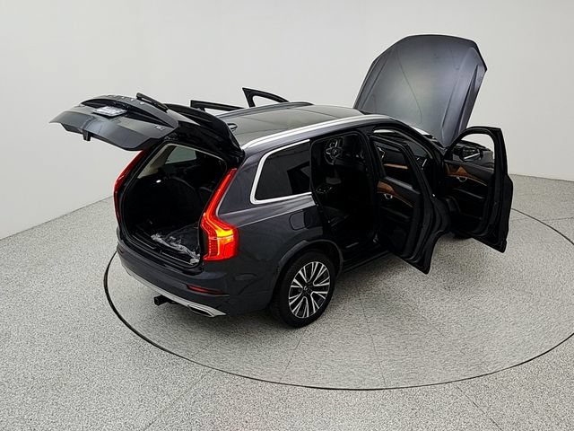 Used 2021 Volvo XC90 T6 Momentum w/ Climate Package AWD/4WD image 47