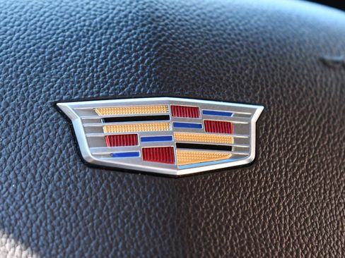 Used 2016 Cadillac Escalade Premium image 18