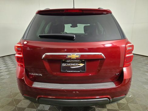 Used 2017 Chevrolet Equinox LT w/ Convenience Package image 4