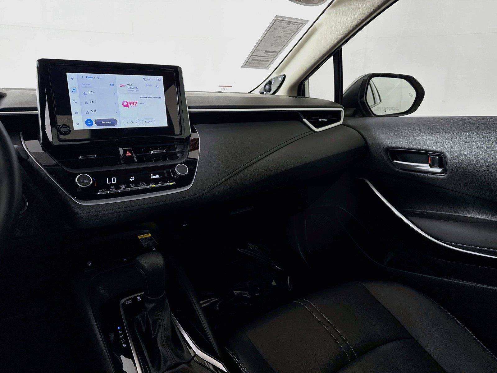 Certified 2024 Toyota Corolla XLE FWD image 33