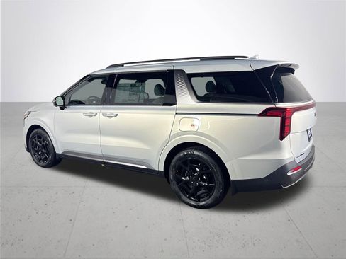 New 2026 Kia Carnival SX w/ SX Dark Edition Package image 8