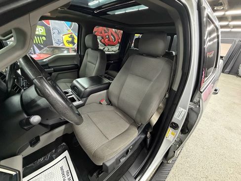Used 2016 Ford F150 XLT w/ Equipment Group 302A Luxury AWD/4WD image 11