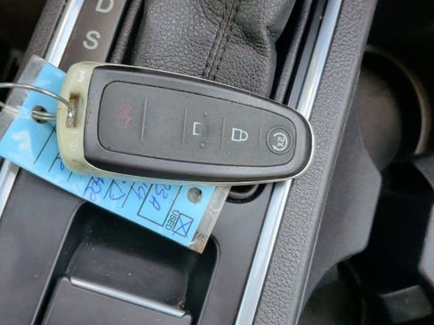 Used 2019 Ford Escape Titanium image 45