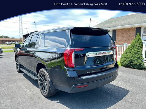 Used 2022 GMC Yukon XL SLE w/ Gmc Pro Safety Plus Package AWD/4WD image 3