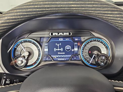 Used 2021 RAM 1500 Limited AWD/4WD image 17