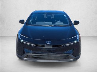 Used 2025 Toyota Prius LE video 2
