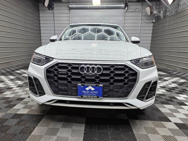 Used 2022 Audi Q5 2.0T Premium Plus w/ Premium Plus Package AWD/4WD image 4