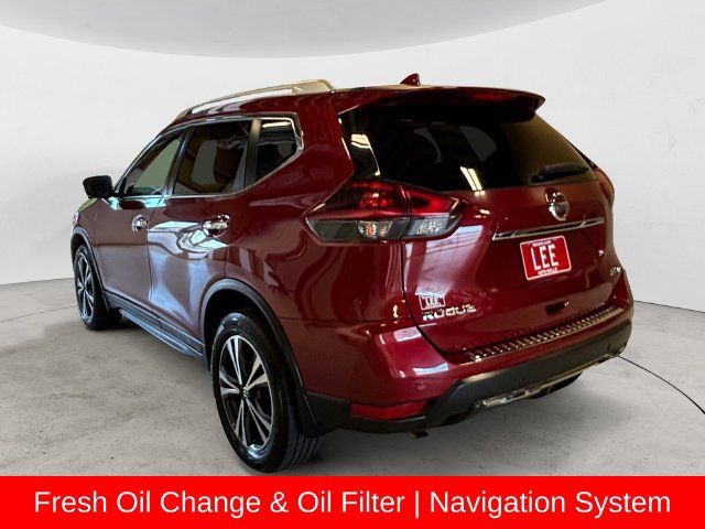 Used 2020 Nissan Rogue SV w/ Premium Package AWD/4WD image 3