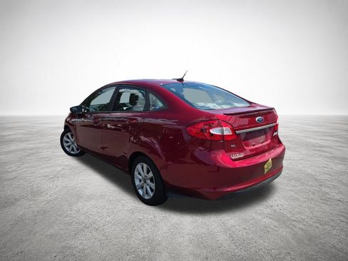 Used 2013 Ford Fiesta SE FWD image 6
