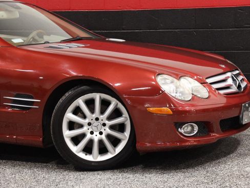 Used 2007 Mercedes-Benz SL 550 image 3