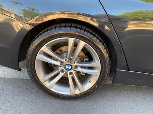 Used 2018 BMW 330i Sedan RWD image 23