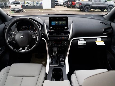 New 2026 Mitsubishi Eclipse Cross SEL AWD/4WD image 9