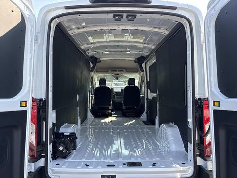New 2026 Ford Transit 250 148 Medium Roof RWD image 12