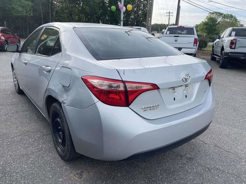 Used 2019 Toyota Corolla LE image 4