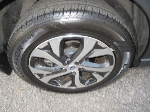 Used 2020 Subaru Outback Limited w/ Popular Package #2 image 11