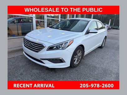 Used 2015 Hyundai Sonata SE w/ Option Group 09