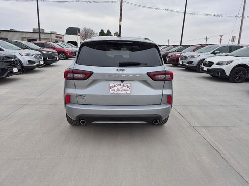 Used 2023 Ford Escape ST-Line image 7