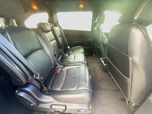 Used 2024 Honda Odyssey Sport image 27
