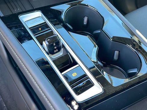 New 2026 Volkswagen Atlas SE image 22