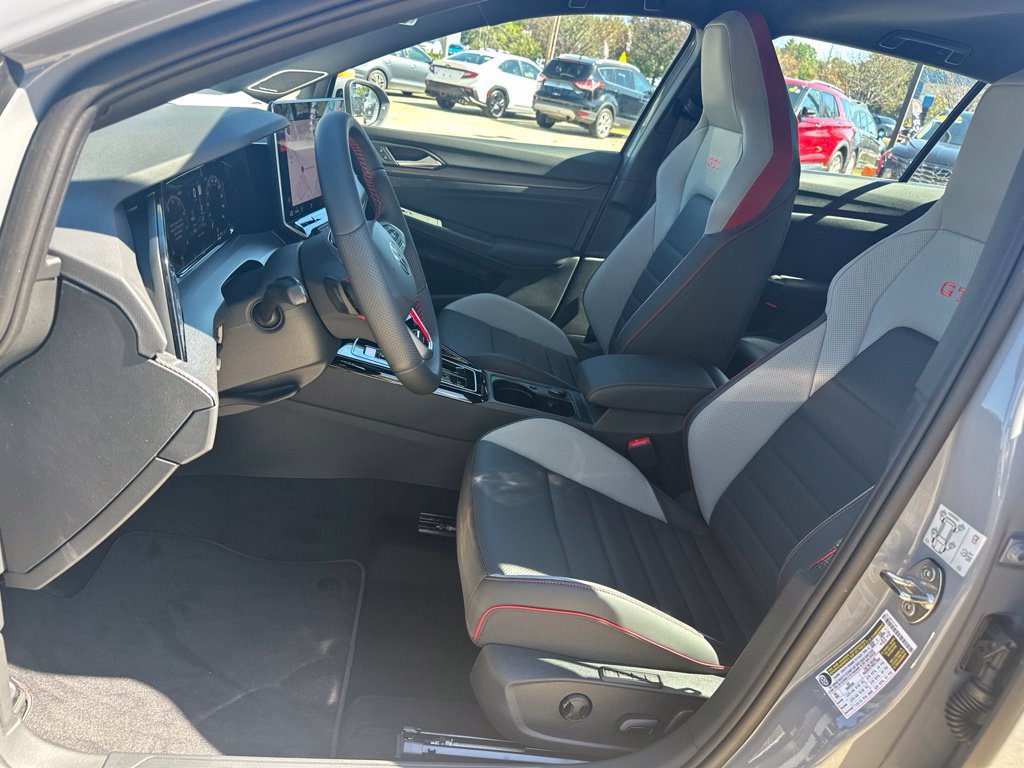 New 2026 Volkswagen GTI SE FWD image 11
